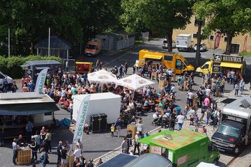 Kunsthandwerkermarkt Handgemacht mit Food Truck Festival 2018