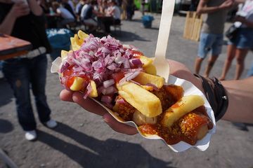 Kunsthandwerkermarkt Handgemacht mit Food Truck Festival 2018