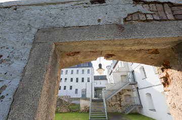 The “Ruins” at Porzellanikon Selb, ©Porzellanikon, Photo: jahreiss. kommunikation foto film, Hohenberg a. d. Eger